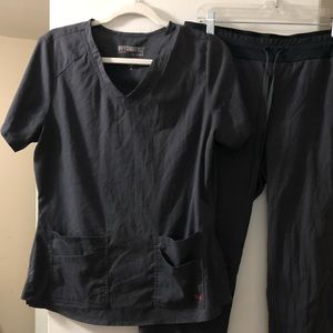 *scrub set* Grey’s Anatomy, gray short sleeve V-neck top, normal cut bottoms